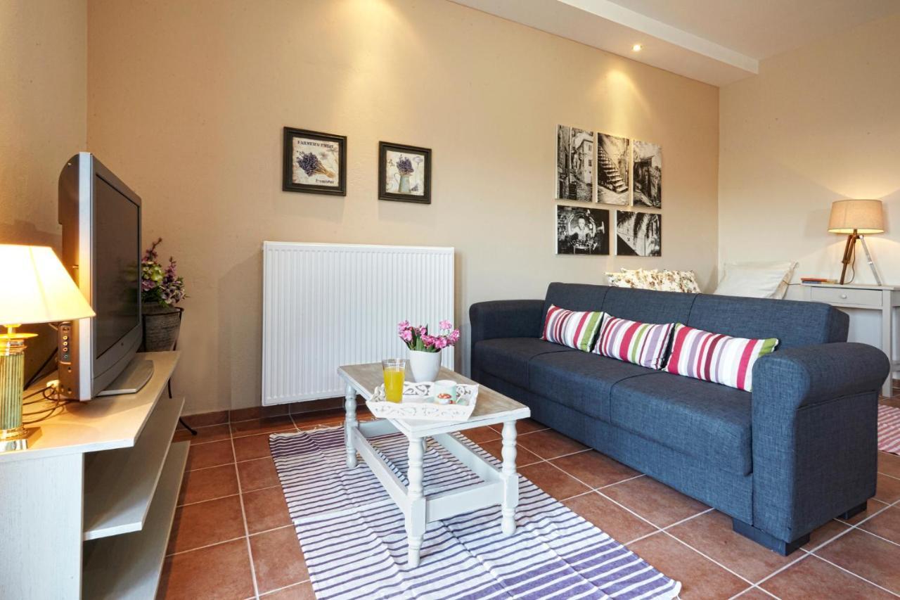 Bella View Apartment Skiathos Town Luaran gambar