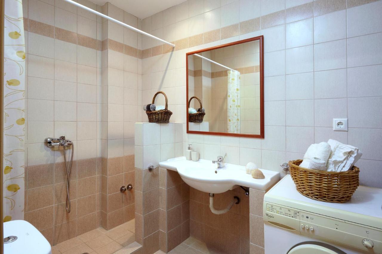Bella View Apartment Skiathos Town Luaran gambar